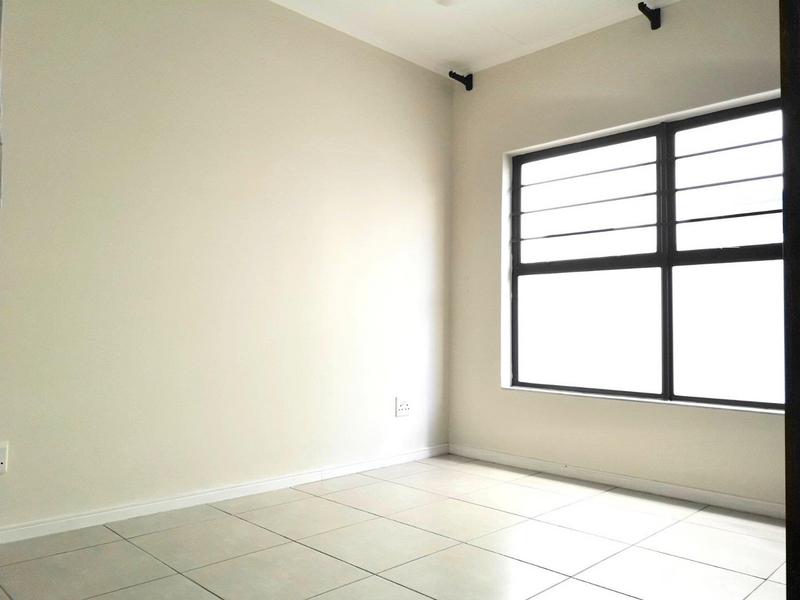To Let 3 Bedroom Property for Rent in Sandown Western Cape